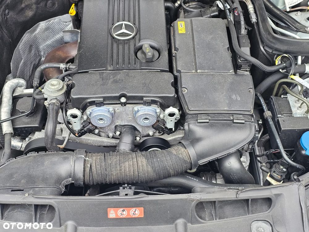 Mercedes-Benz Klasa C 180 Kompressor BlueEFFICIENCY Special Edition - 13