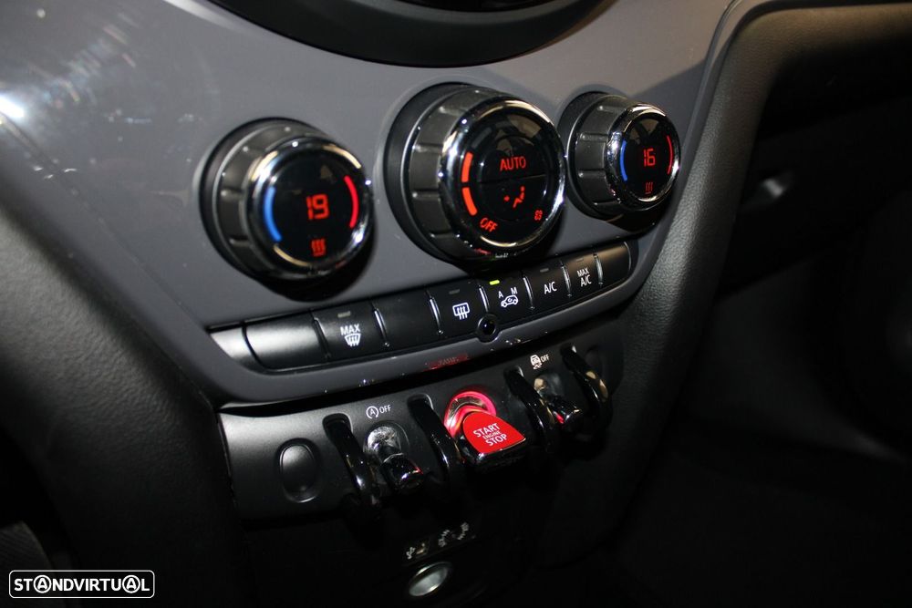 MINI Countryman Cooper D - 21