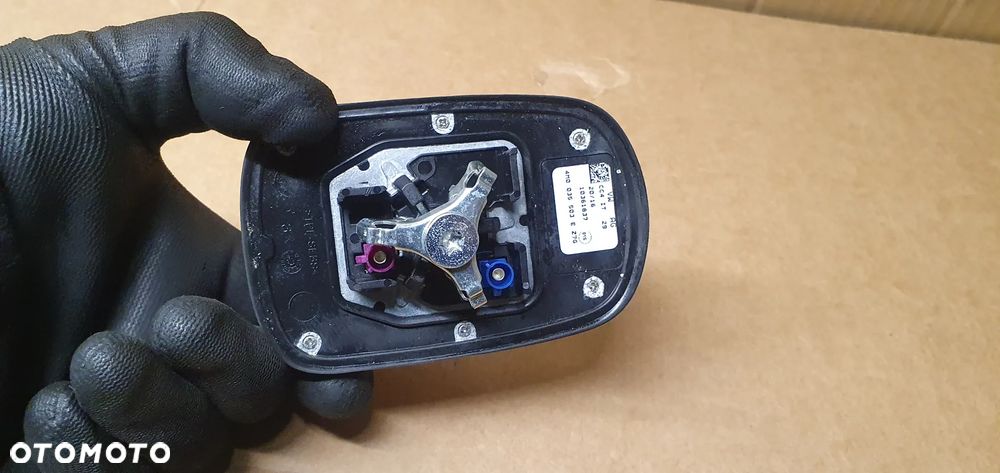 Antena dachowa radia rekin GPS Audi A4 B9 LZ7G 4M0035503E - 7