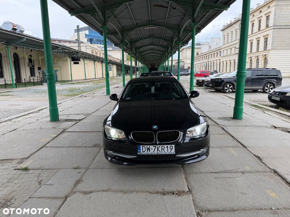 BMW Seria 3 318i - 10
