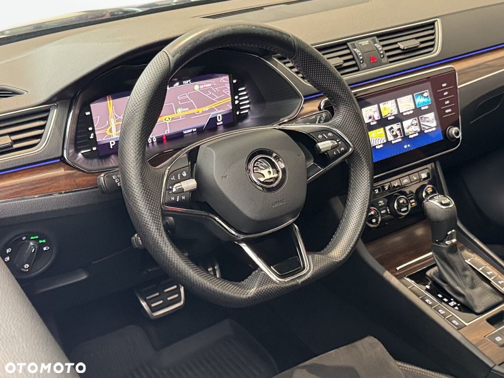 Skoda Superb 2.0 TDI SCR 4x4 Scout DSG - 26