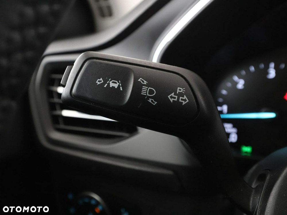 Ford Focus 1.5 EcoBlue STart-Stopp-System TITANIUM - 35