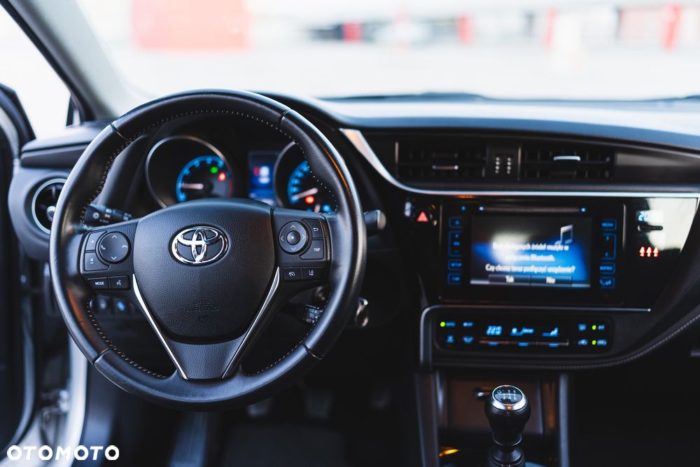 Toyota Auris 1.6 Active - 15