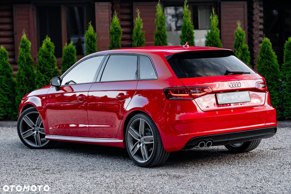 Audi A3 Sportback 2.0 TDI (clean diesel) quattro S tronic S line Sportpaket - 10