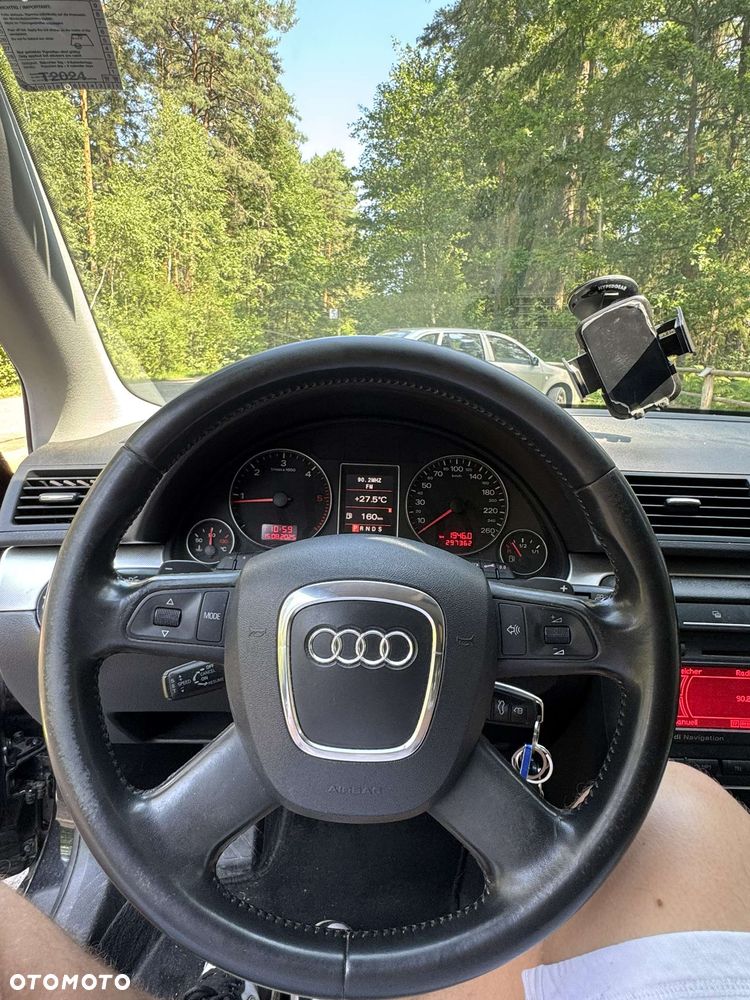Audi A4 Avant - 13