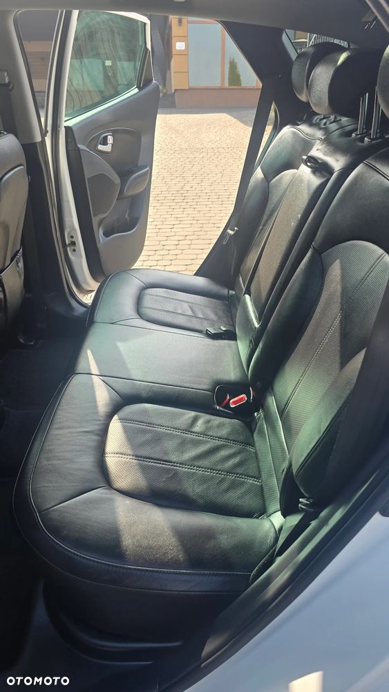 Hyundai ix35 2.0 CRDi 4WD Automatik Premium - 11