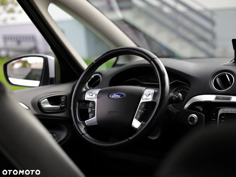 Ford S-Max 2.0 TDCi DPF Titanium - 5