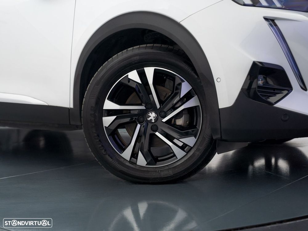 Peugeot e-2008 50 kWh GT - 13