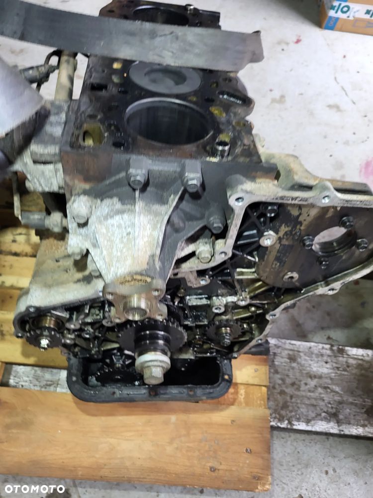 Kia Sorento I 2.5 170 Dół Blok Silnika Silnik D4CB - 6
