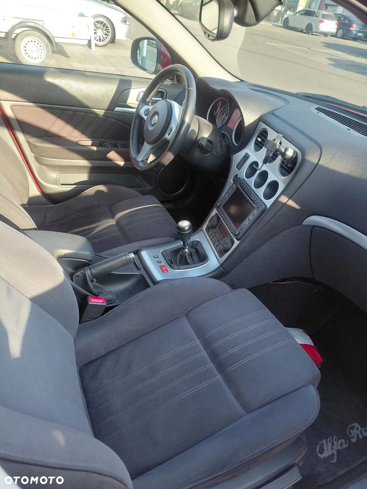 Alfa Romeo 159 2.2JTS Distinctive - 13