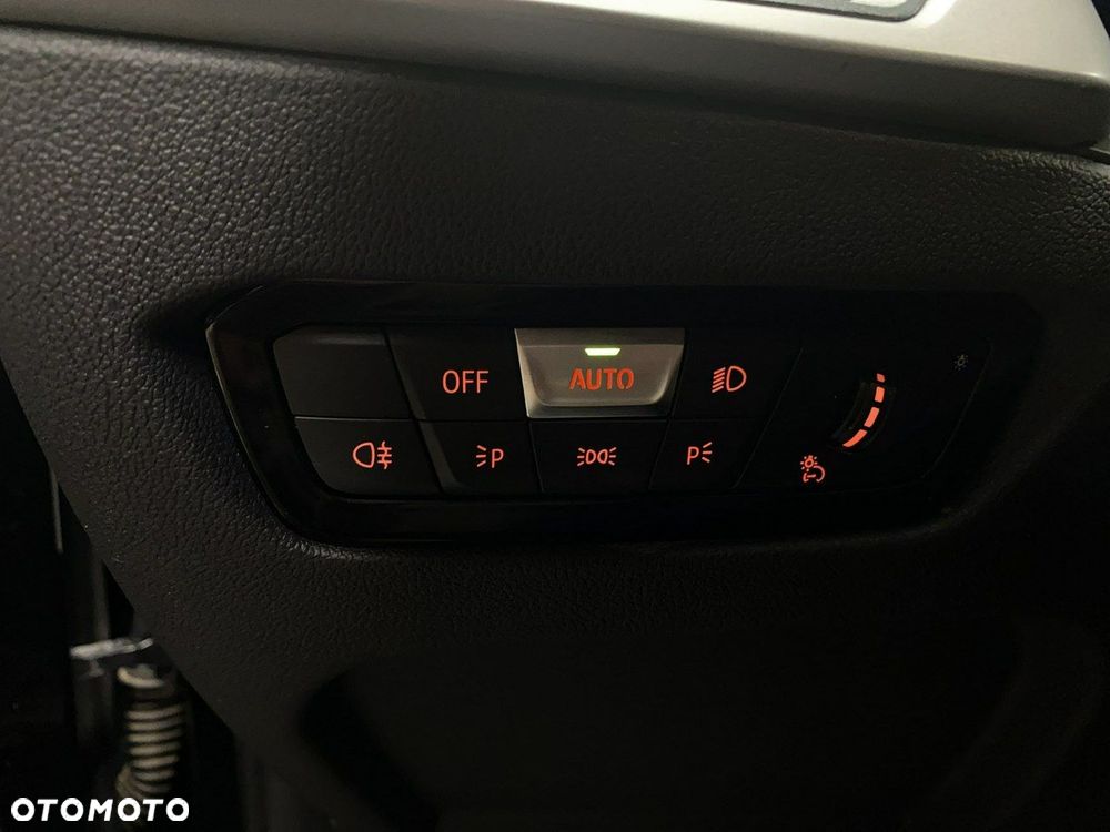 BMW Seria 3 - 38
