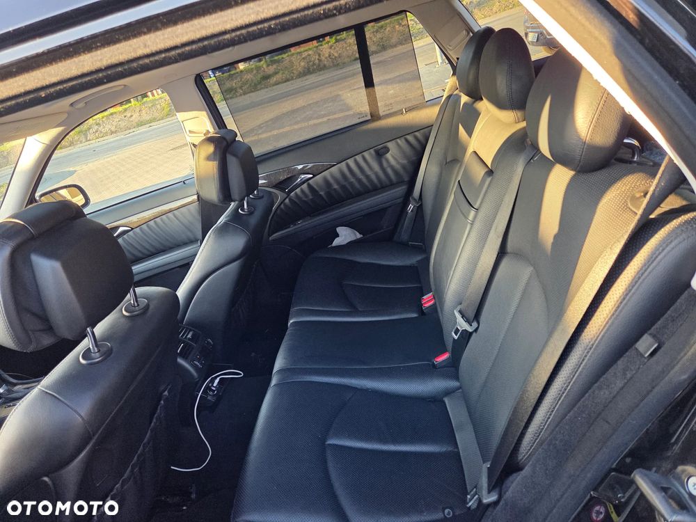 Mercedes-Benz Klasa E 350 T Avantgarde - 30