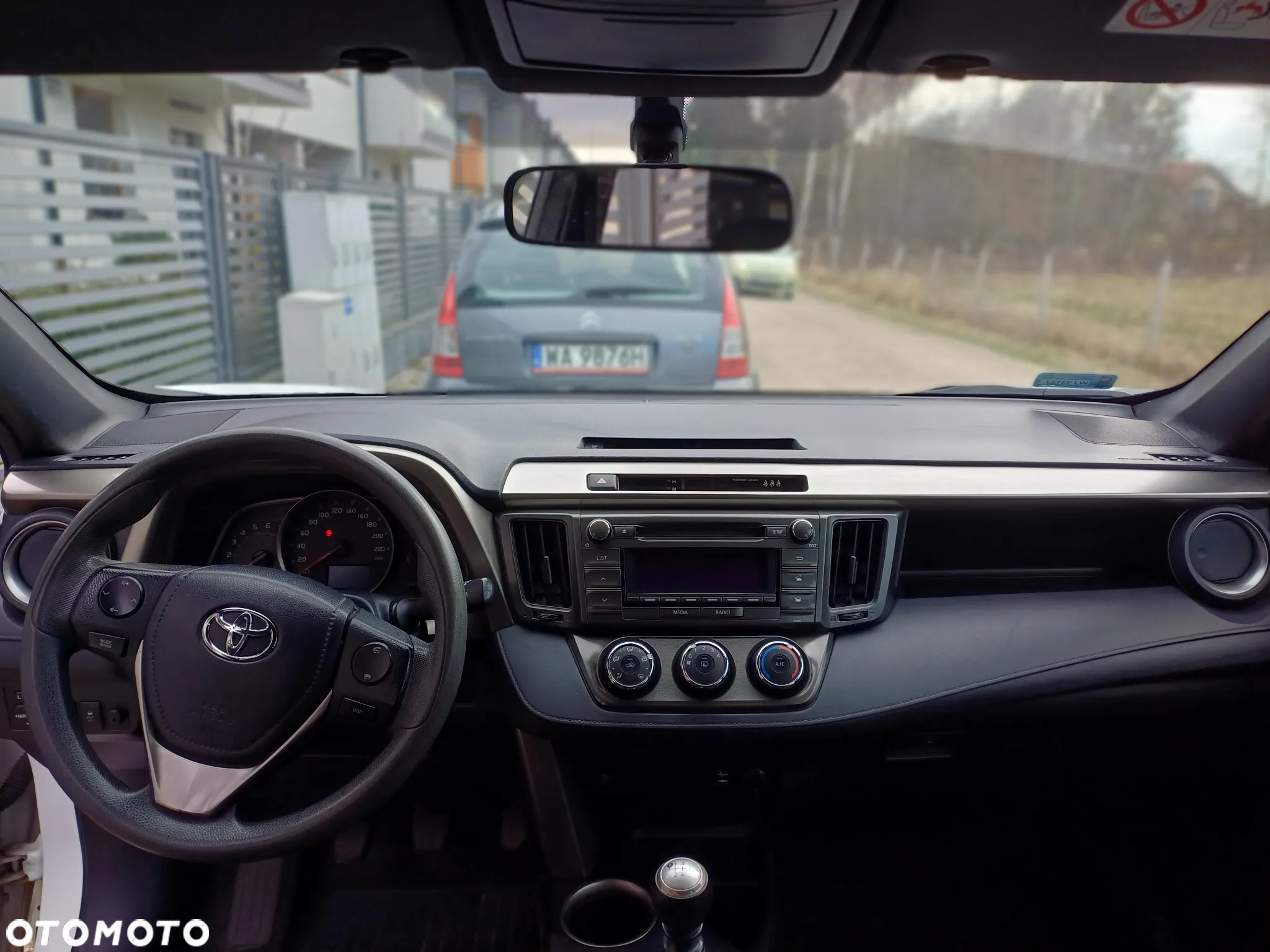 Toyota RAV4 2.0 D-4D Active - 17