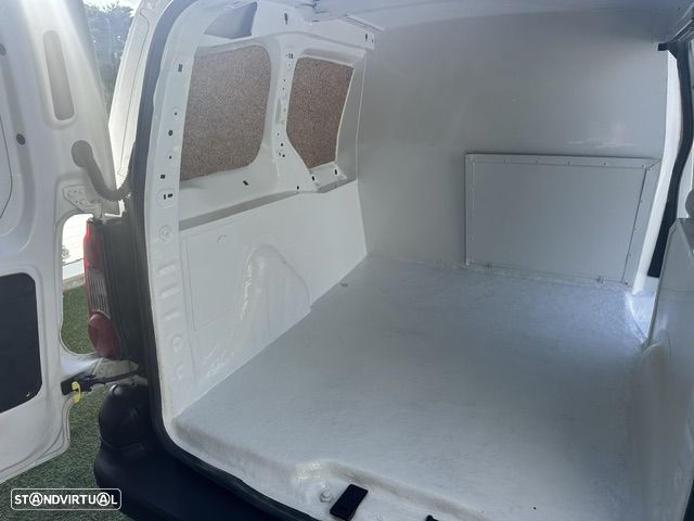 Citroën BERLINGO 3 LUGARES - 11