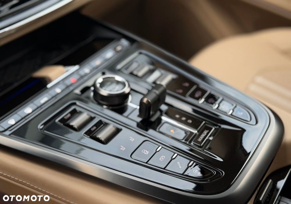 Aston Martin DBX707 - 19