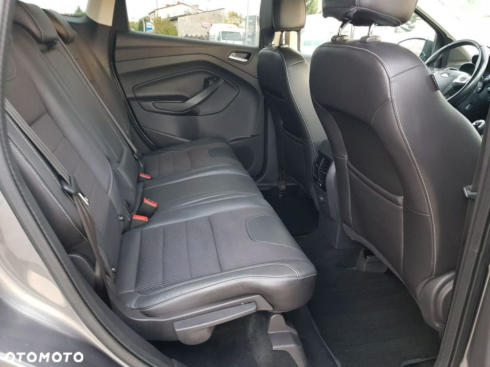 Ford Kuga 1.6 EcoBoost 2x4 Titanium - 15