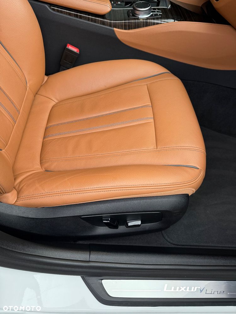 BMW Seria 5 520i mHEV Luxury Line sport - 22