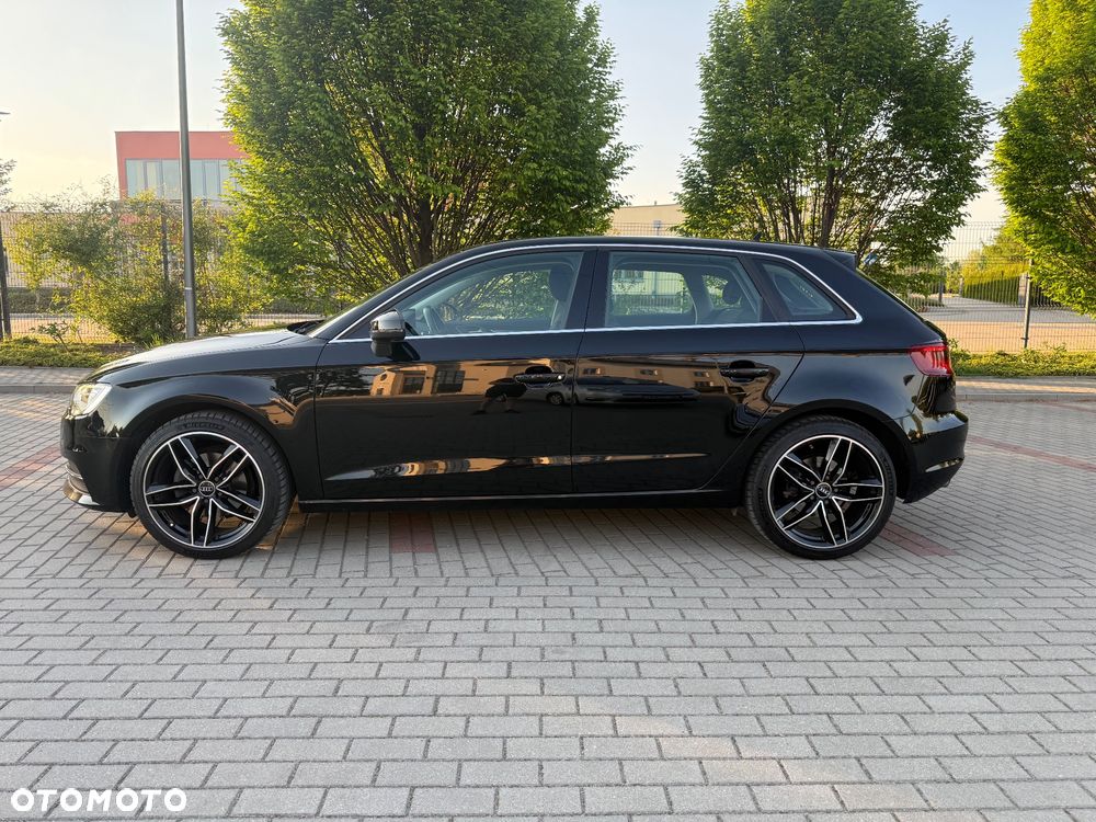 Audi A3 Sportback - 11