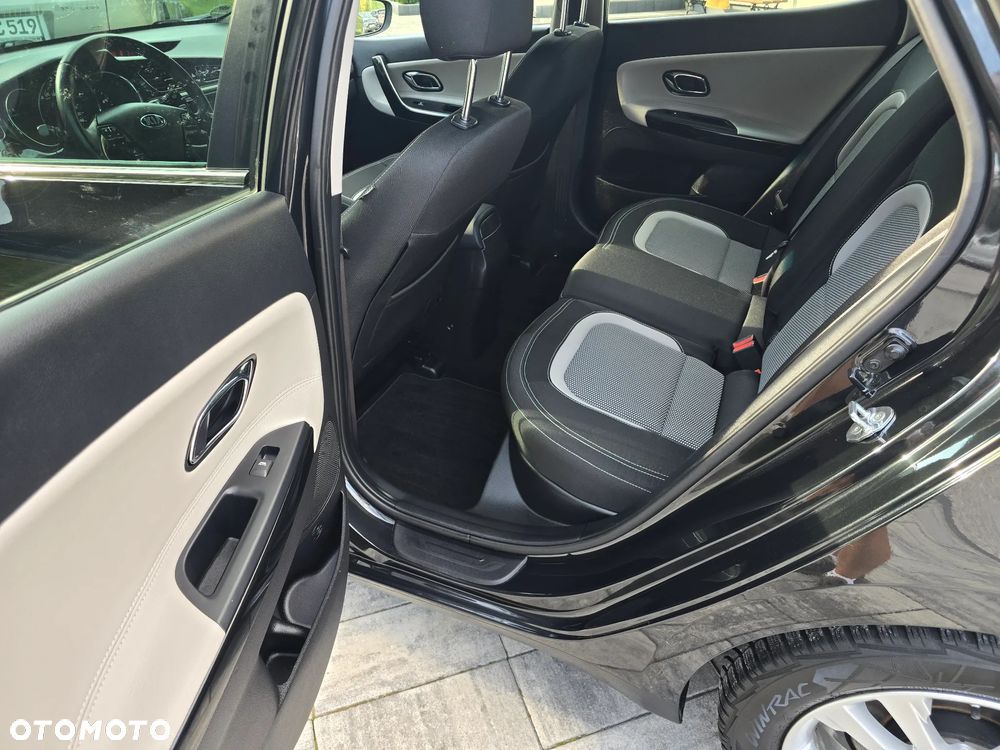 Kia Ceed 1.4 CVVT Dream Team Edition - 27