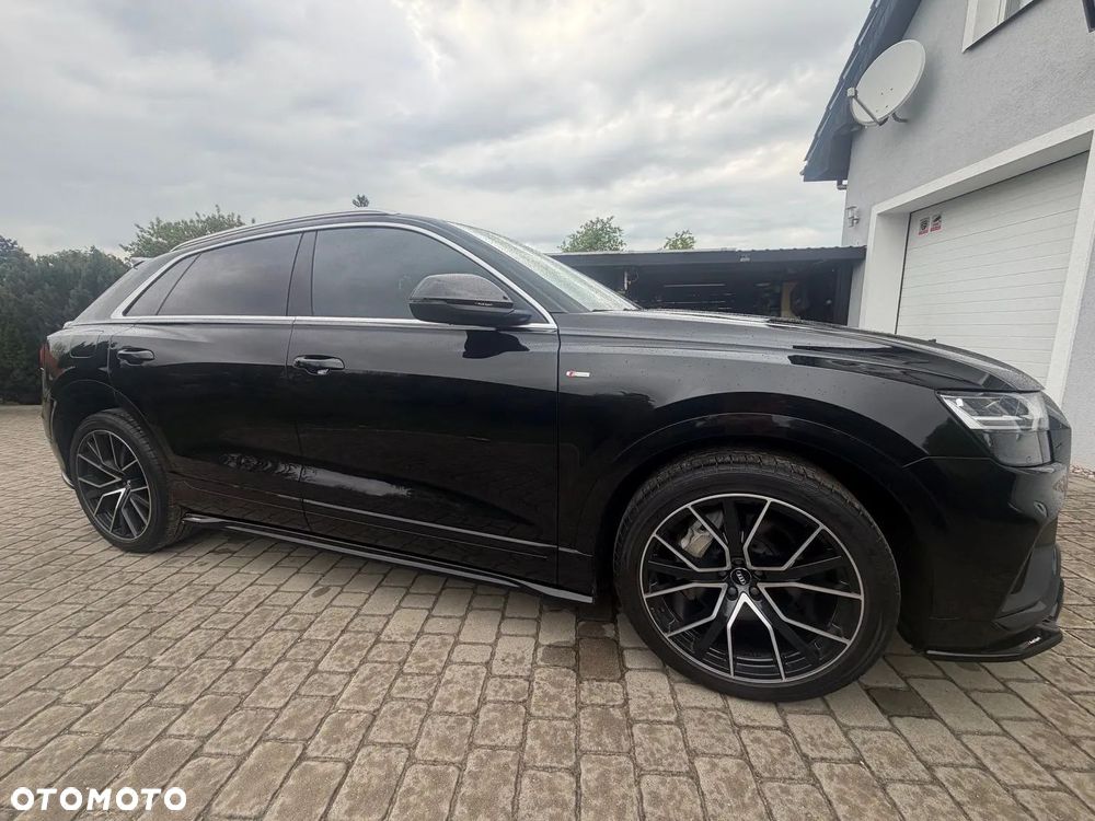 Audi Q8 SUV TFSI quattro 250 kW tiptronic - 12