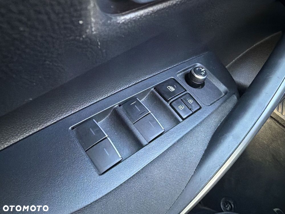 Toyota Corolla - 15