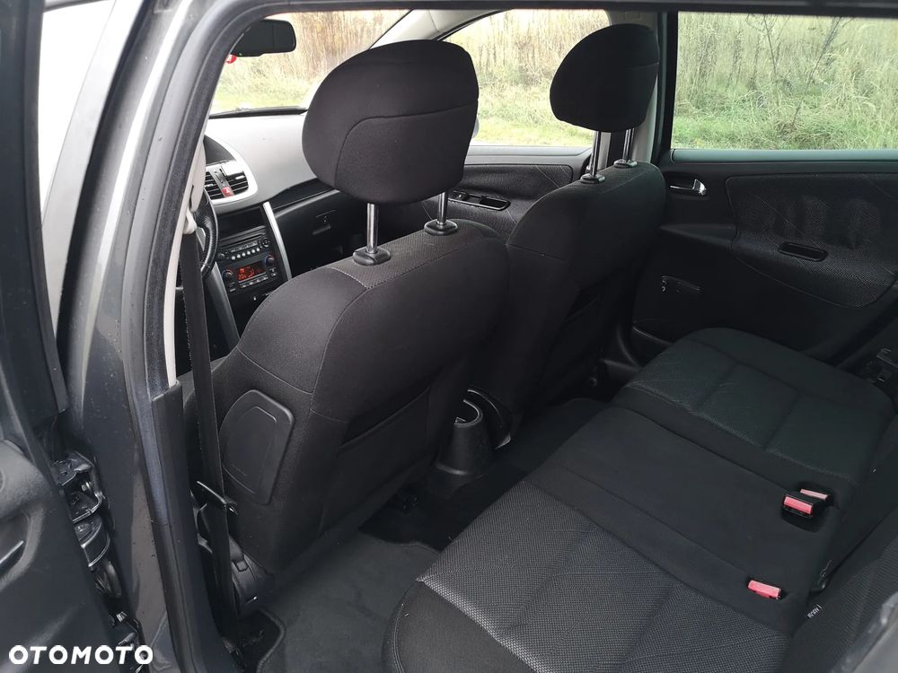 Peugeot 207 1.6 Premium - 24