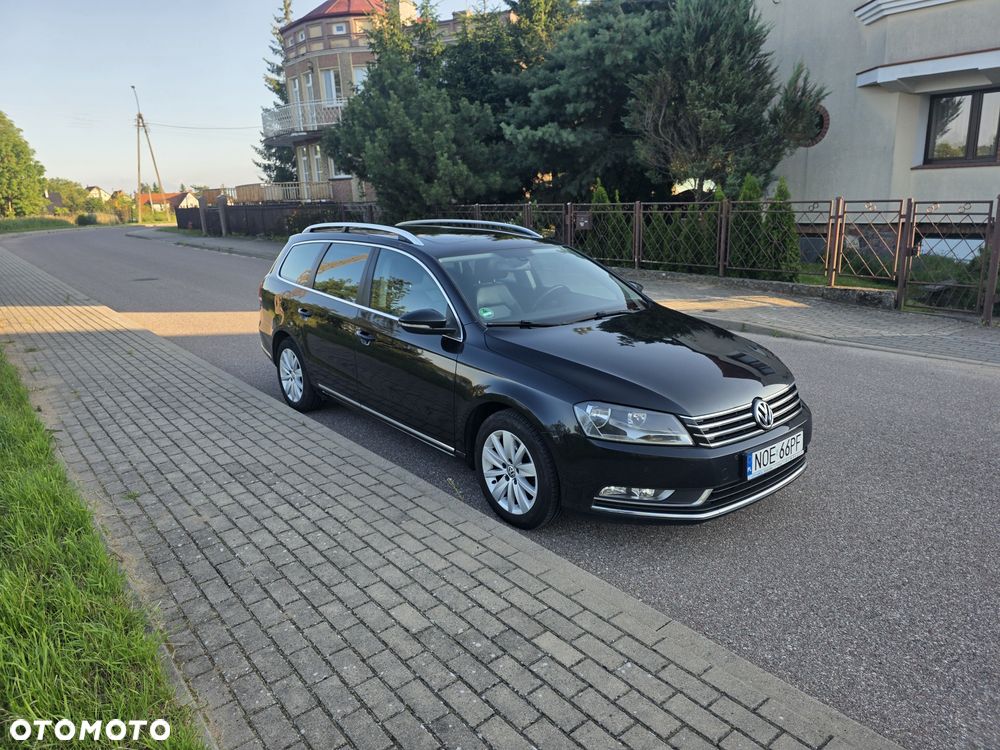 Volkswagen Passat - 2