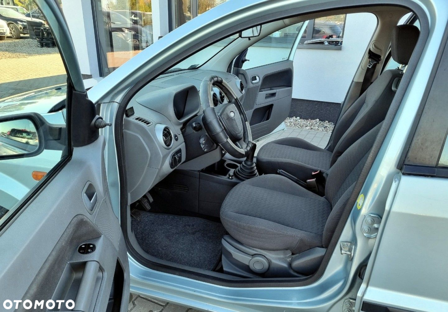 Ford Fusion - 7