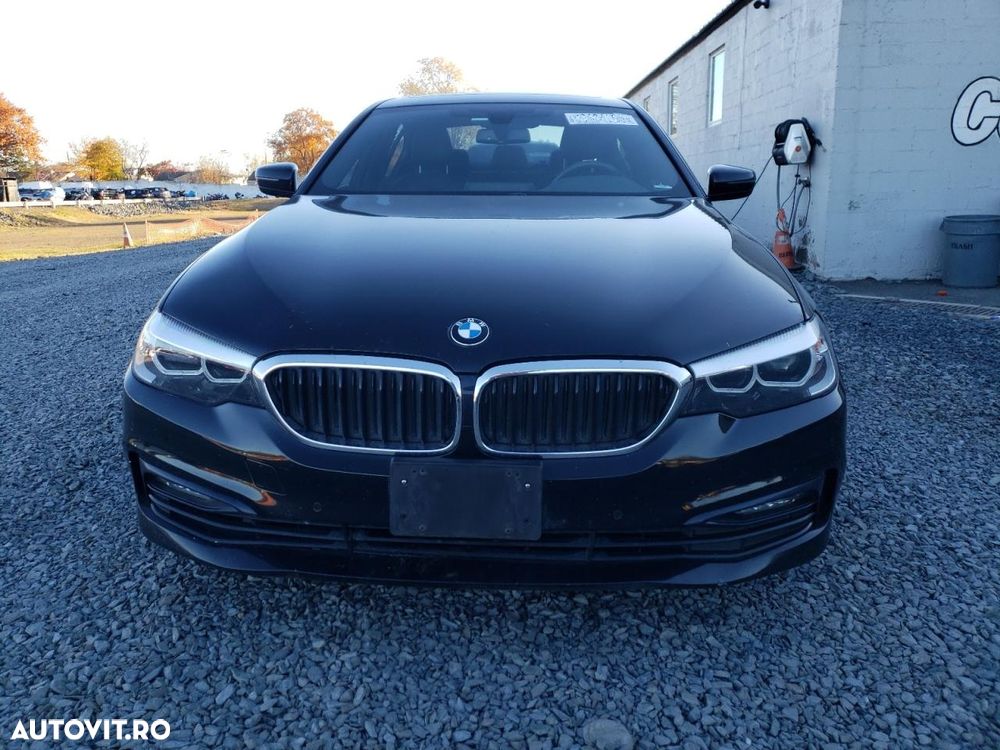 BMW Seria 5 530i xDrive Aut. - 6