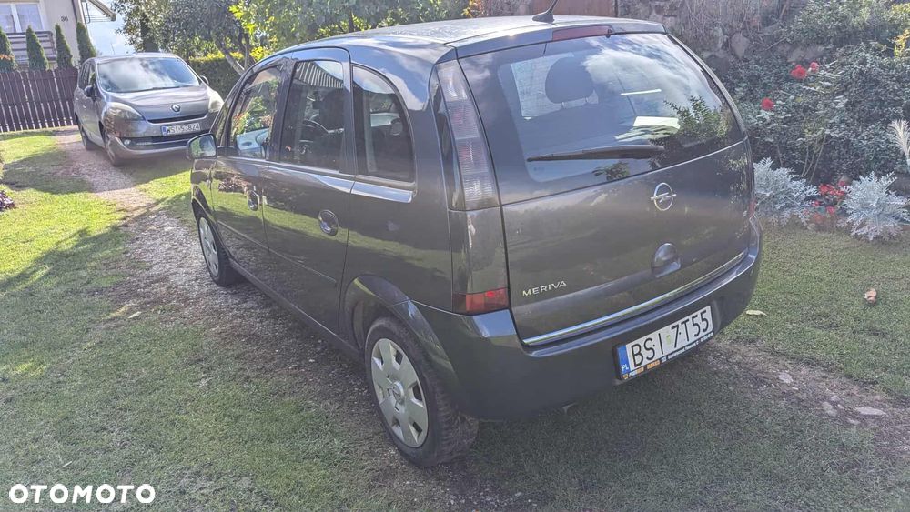 Opel Meriva 1.6 16V Cosmo - 4