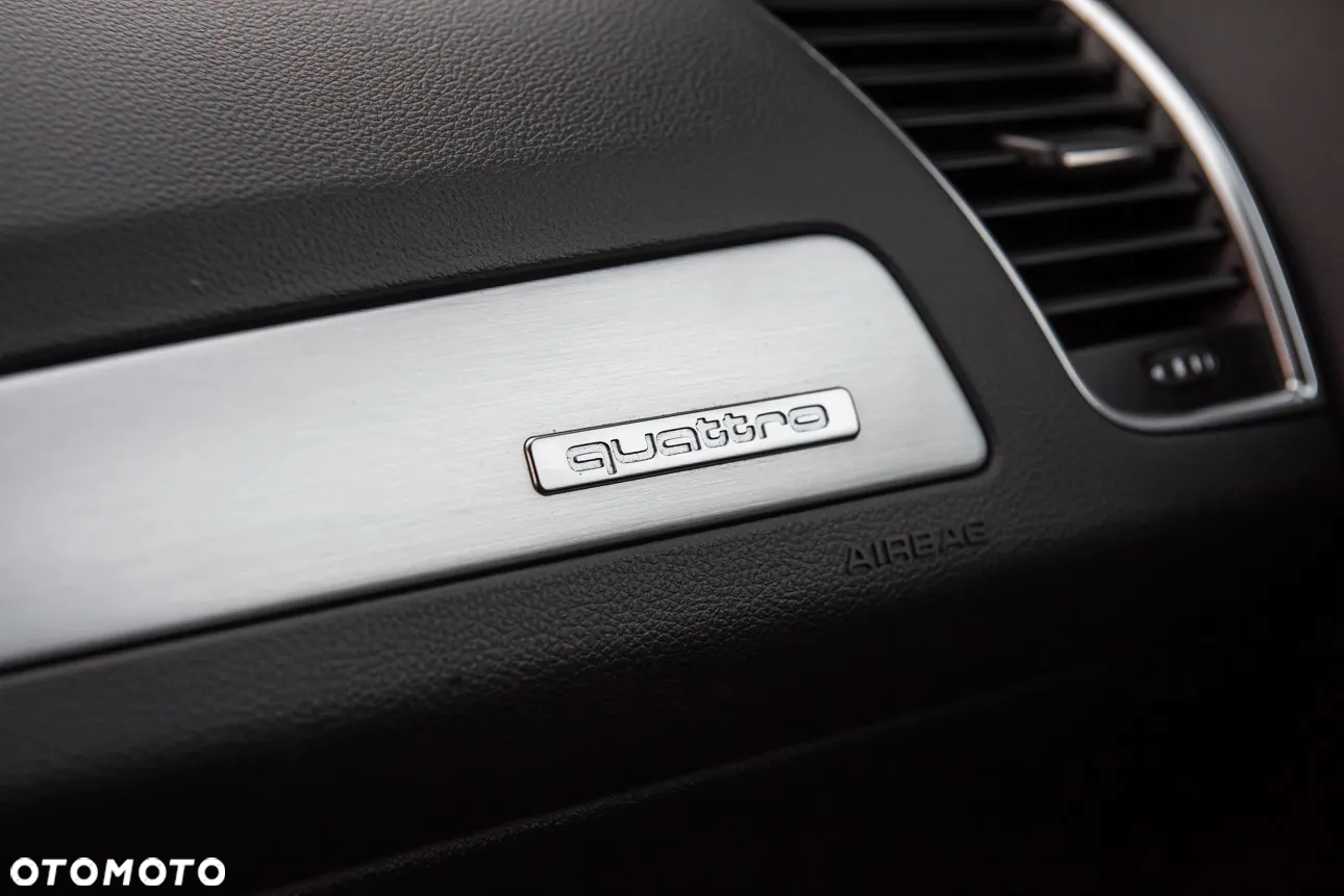 Audi Q5 3.2 FSI Quattro S tronic - 26