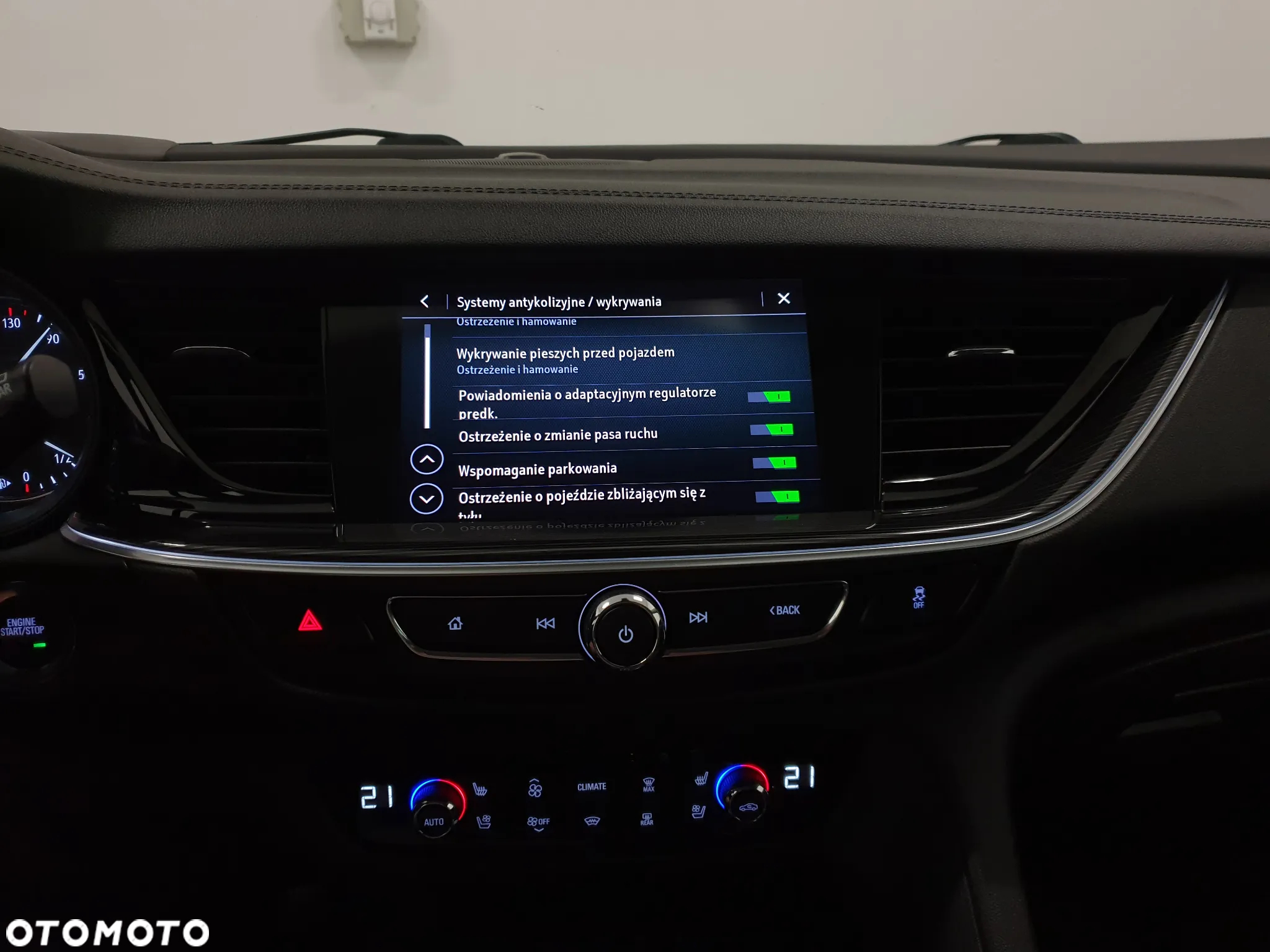 Opel Insignia Sports Tourer 2.0 Diesel Automatik Innovation - 20