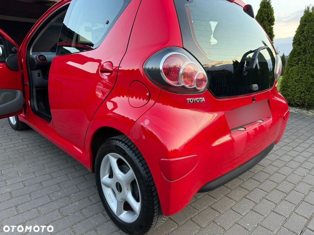Toyota Aygo 1.0 VVT-i Black MM - 2