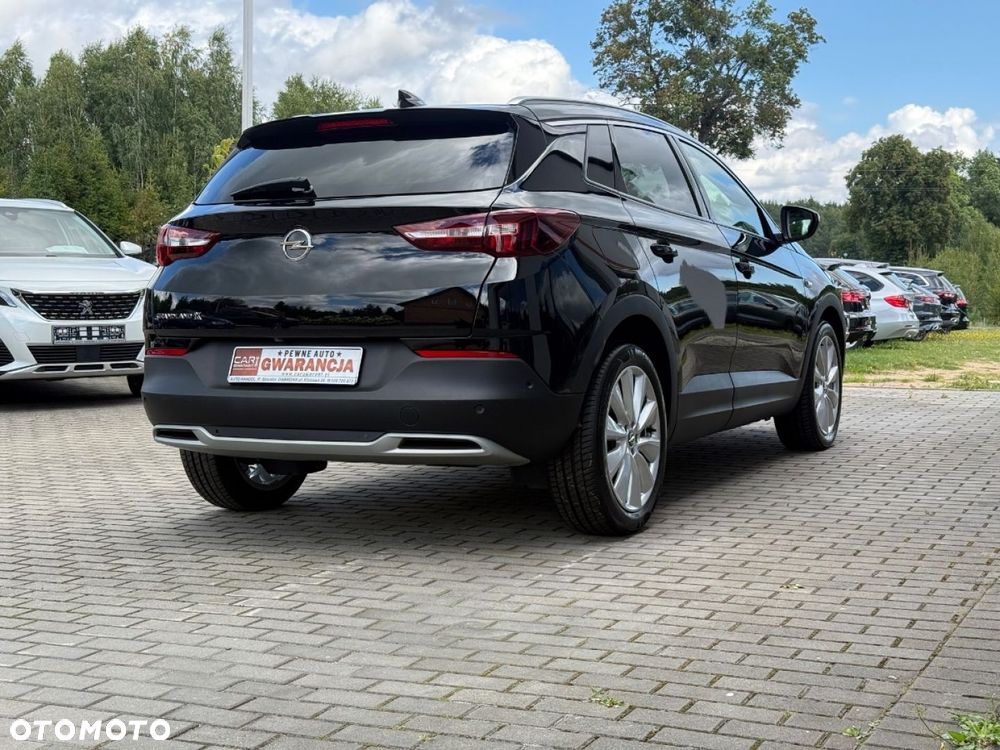 Opel Grandland X - 11