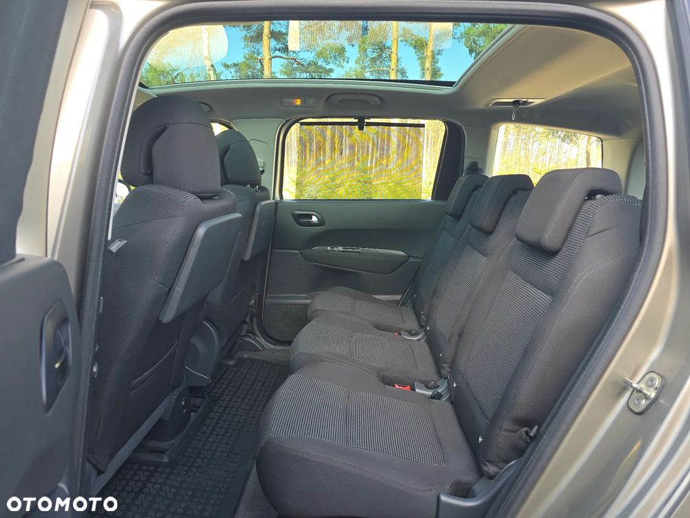 Peugeot 5008 - 27