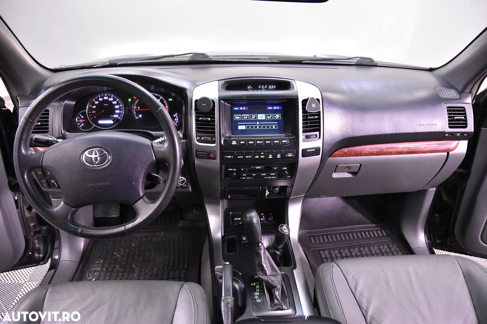 Toyota Land Cruiser 3.0 TD-4D Aut VX - 9