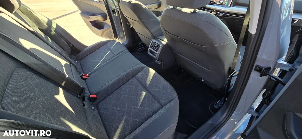 Volkswagen Golf 2.0 TDI SCR DSG Active - 16