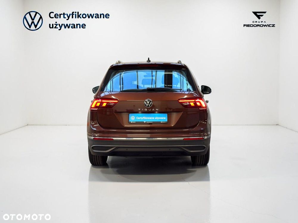 Volkswagen Tiguan 2.0 TDI SCR Life - 8