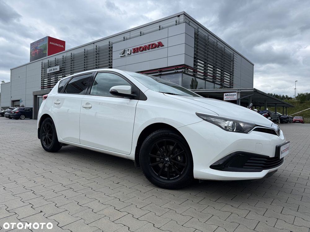 Toyota Auris 1.33 VVT-i Active - 2