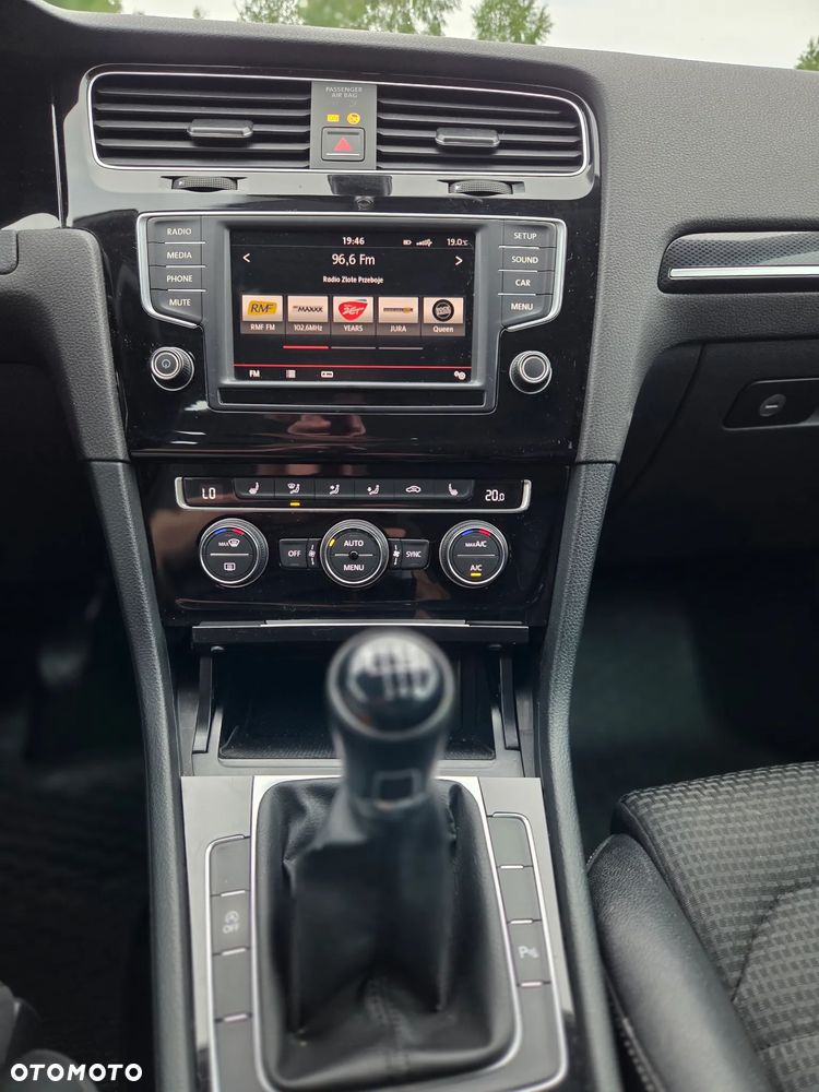 Volkswagen Golf 1.4 TSI BMT Comfortline - 7