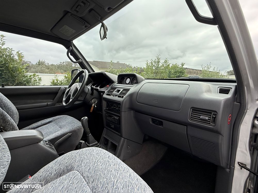 Mitsubishi Pajero 2.8 TD GLS ABS - 24