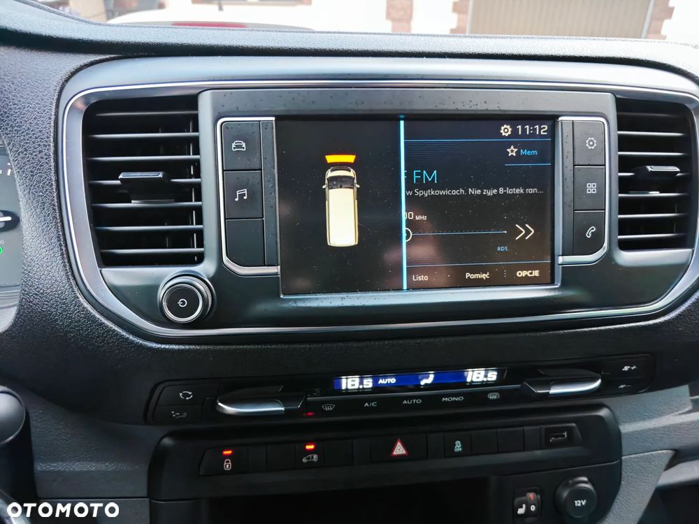 Peugeot EXPERT L2H1 LONG AUTOMAT 2.0 180KM DUŻY SERWIS - 32