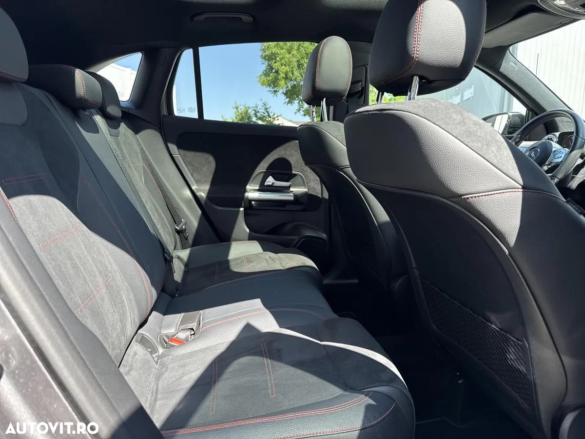 Mercedes-Benz GLA 250 e - 16