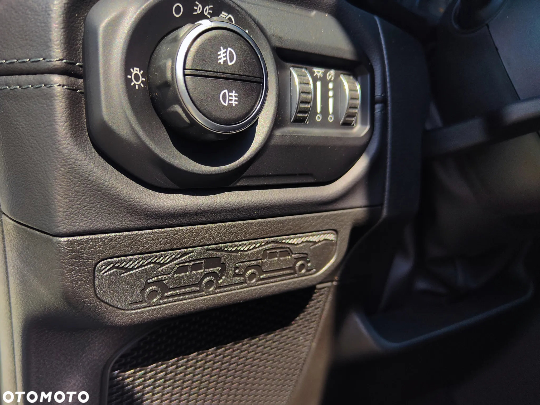 Jeep Wrangler Unlimited GME 2.0 Turbo Sahara - 16