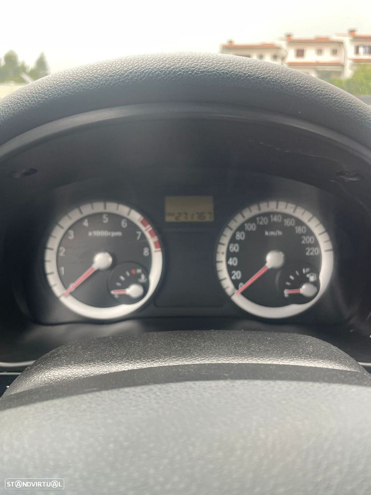 Kia Rio 1.4 Base - 7