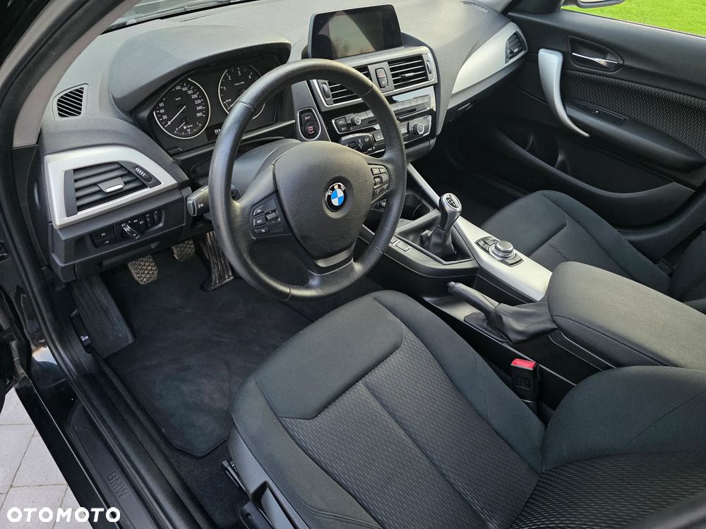 BMW Seria 1 118d Edition Metropolitan - 30