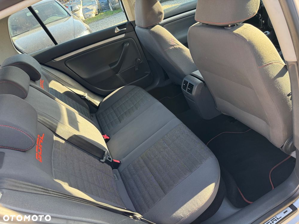 Volkswagen Golf 1.6 Goal - 16