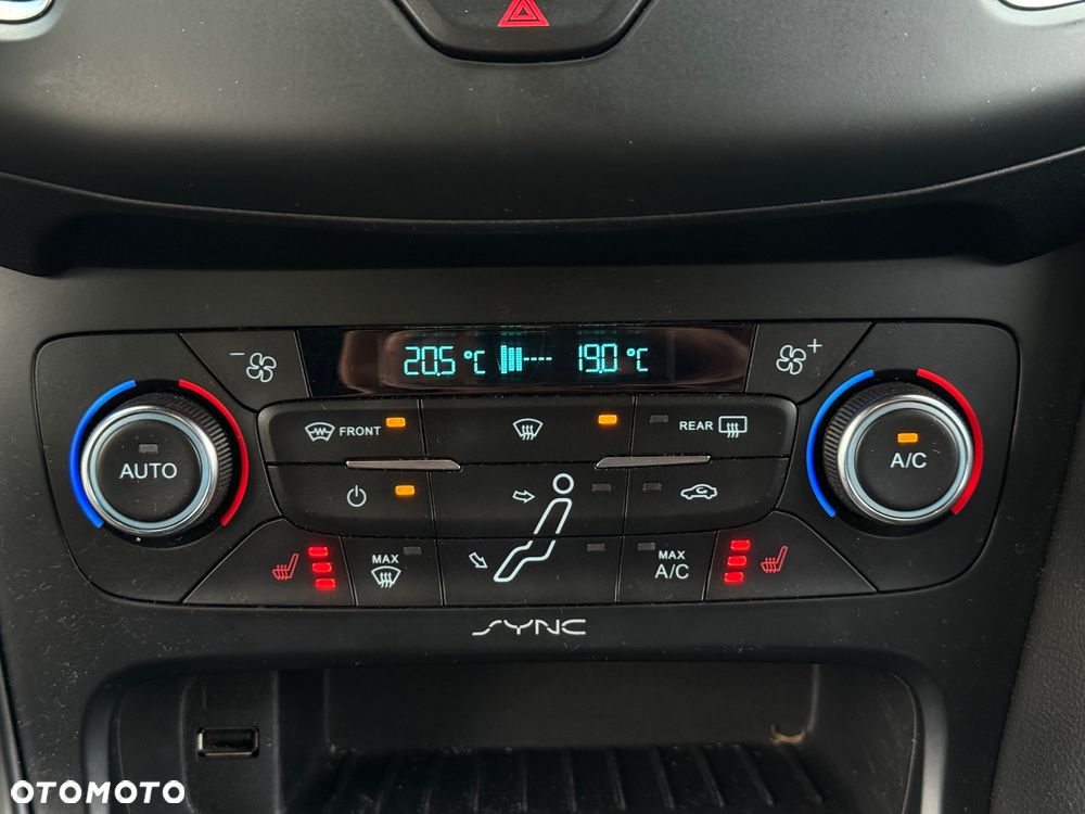 Ford Focus 2.0 EcoBoost ST - 29