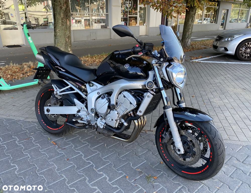 Yamaha FZ6 - 2