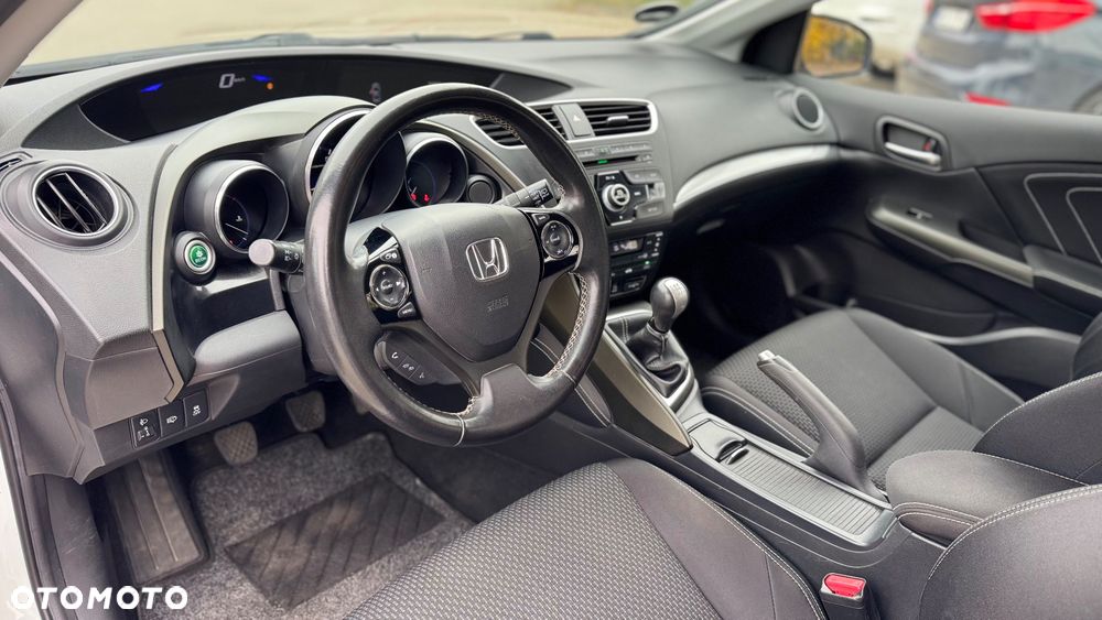 Honda Civic 1.8 i-VTEC Comfort - 30